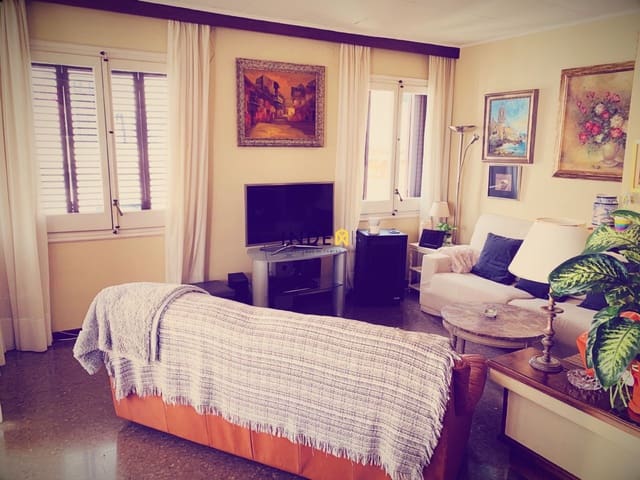 4 makuuhuone Asunto myytävänä paikassa Sitges - 570 000 € (Ref: 4839827)