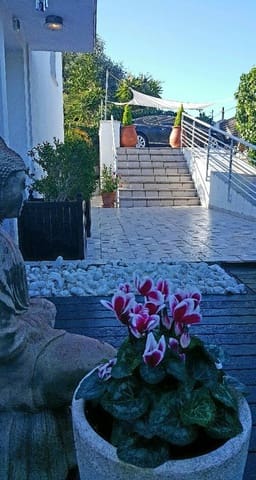 4 soveværelse Villa til salg i Sitges med swimmingpool garage - € 895.000 (Ref: 4839894)