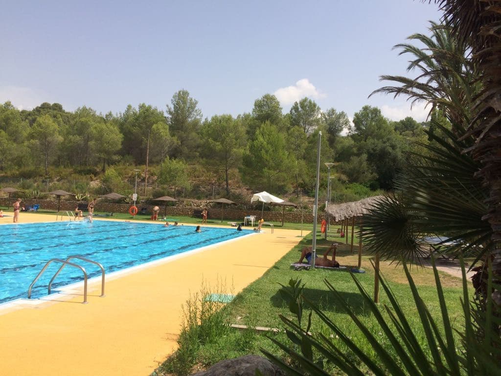 Grunde uden byggetilladelser til salg i Olivella - € 98.000 (Ref: 4839896)