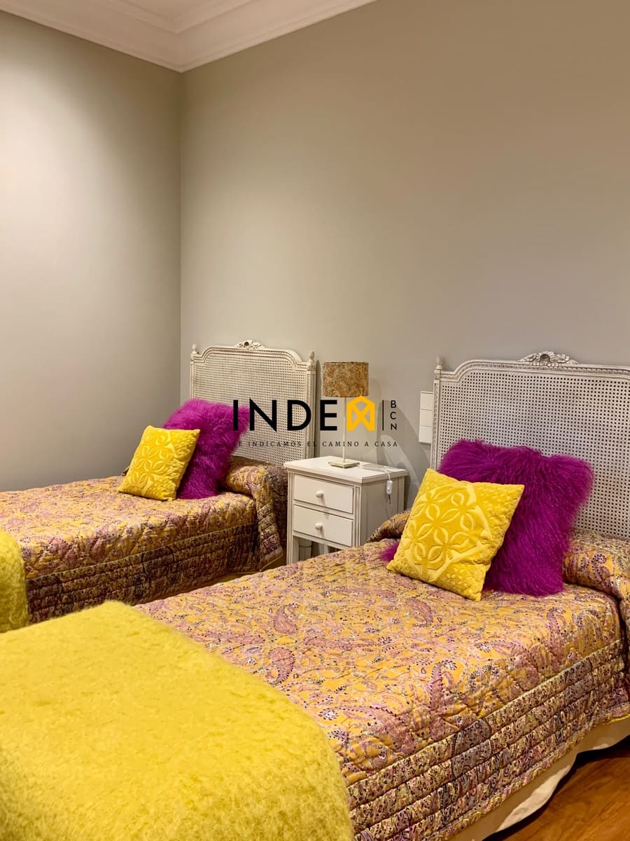 4 slaapkamer Flat te huur in Barcelona stad - € 8.000 (Ref: 5699876)