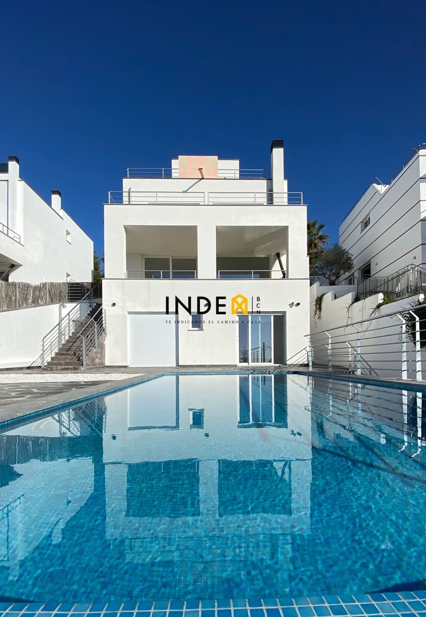 5 soverom Villa til salgs i Sitges med svømmebasseng garasje - € 1 650 000 (Ref: 5732526)