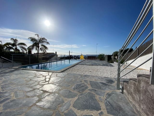 5 soveværelse Villa til salg i Sitges med swimmingpool garage - € 1.650.000 (Ref: 5732526)