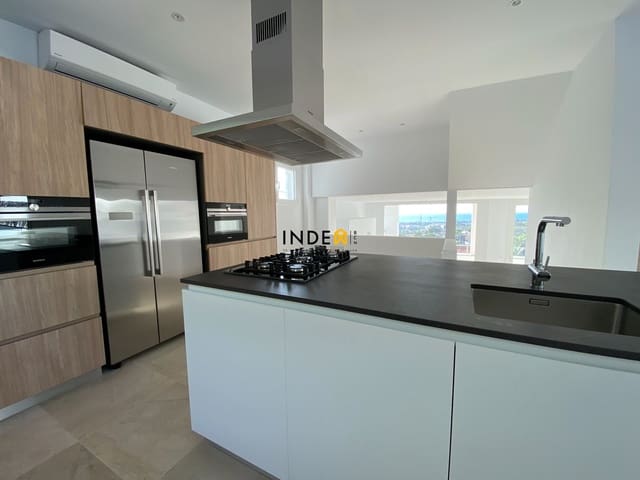 5 soveværelse Villa til salg i Sitges med swimmingpool garage - € 1.650.000 (Ref: 5732526)