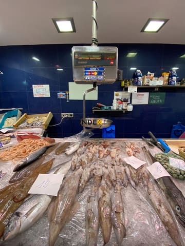 Erhverv til leje i Sitges - € 2.000 (Ref: 6496380)