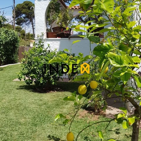 Villa/Maison de 4 chambres à louer à Sitges avec garage - 4 700 € (Ref: 6625947)