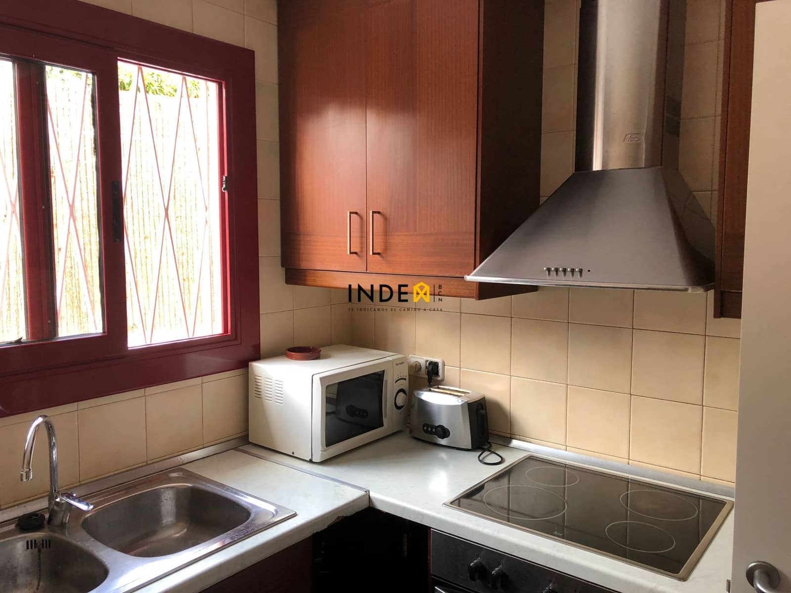 2 soveværelse Villa til leje i Sant Pere de Ribes med swimmingpool garage - € 1.700 (Ref: 7049311)