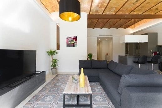 3 bedroom Flat for sale in Barcelona city - € 1,445,000 (Ref: 7449642)