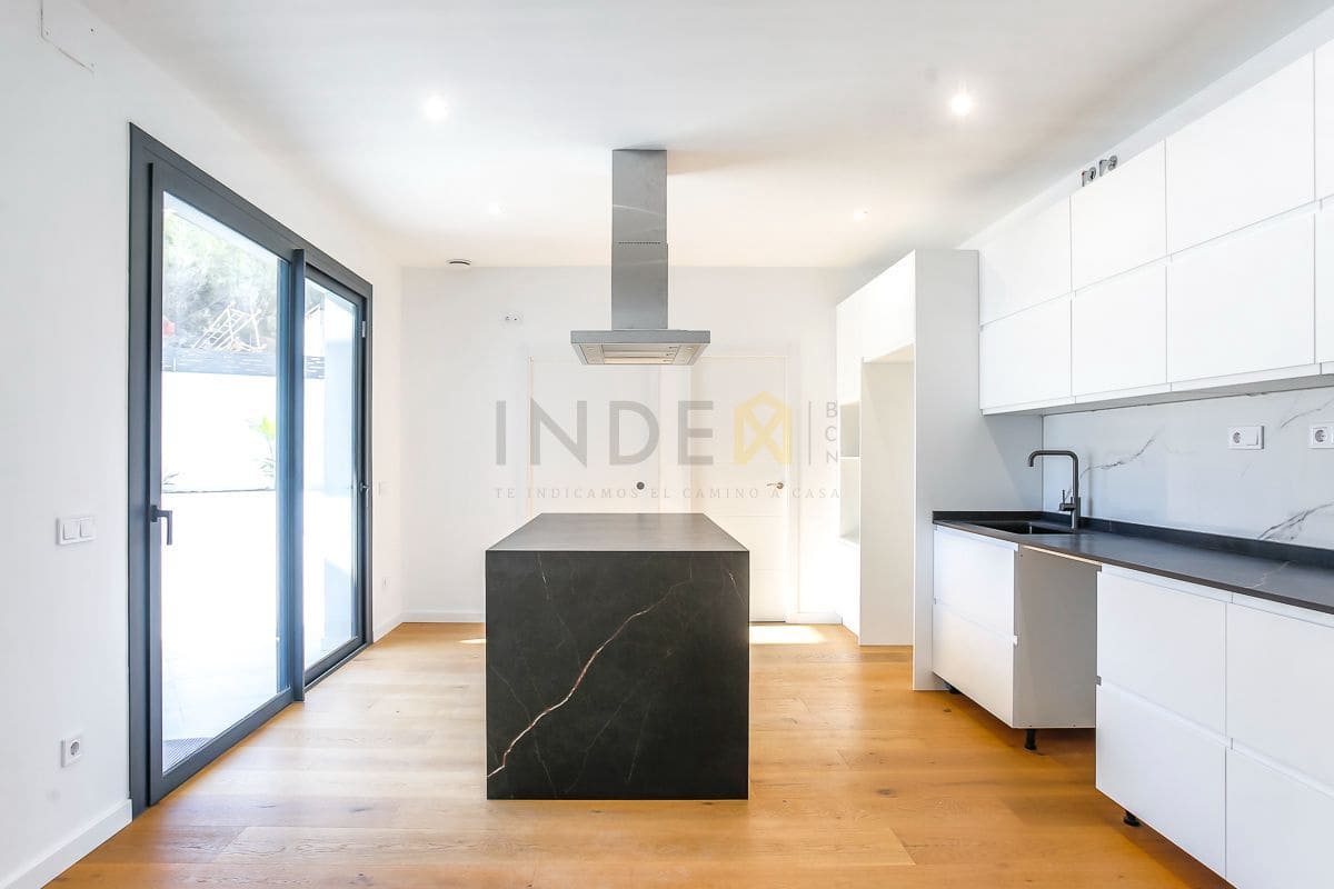 5 soveværelse Villa til salg i Sant Pere de Ribes med swimmingpool garage - € 1.100.000 (Ref: 7792546)