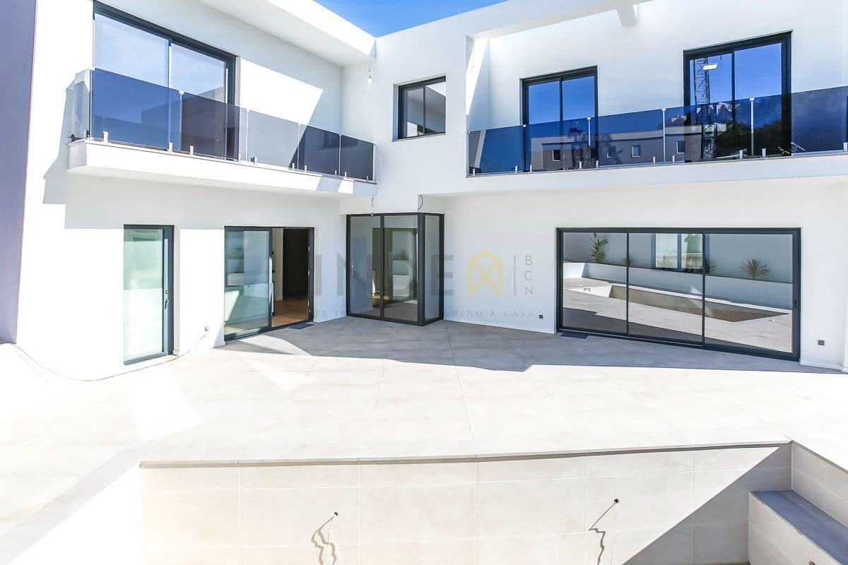 5 soveværelse Villa til salg i Sant Pere de Ribes med swimmingpool garage - € 1.100.000 (Ref: 7792546)