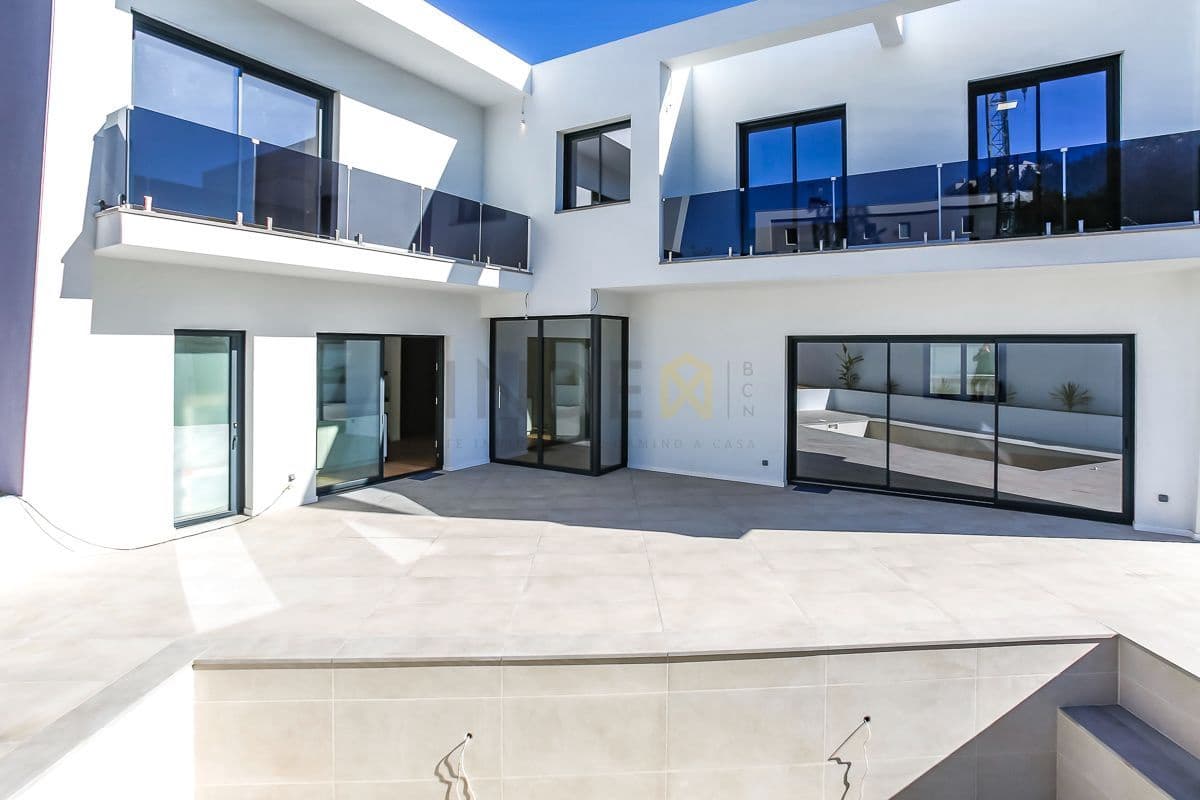 5 soveværelse Villa til salg i Sant Pere de Ribes med swimmingpool garage - € 1.100.000 (Ref: 7792546)