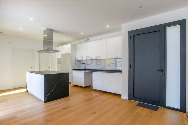 5 sypialnia Willa na sprzedaż w Sant Pere de Ribes z basenem garażem - 1 100 000 € (Ref: 7792546)