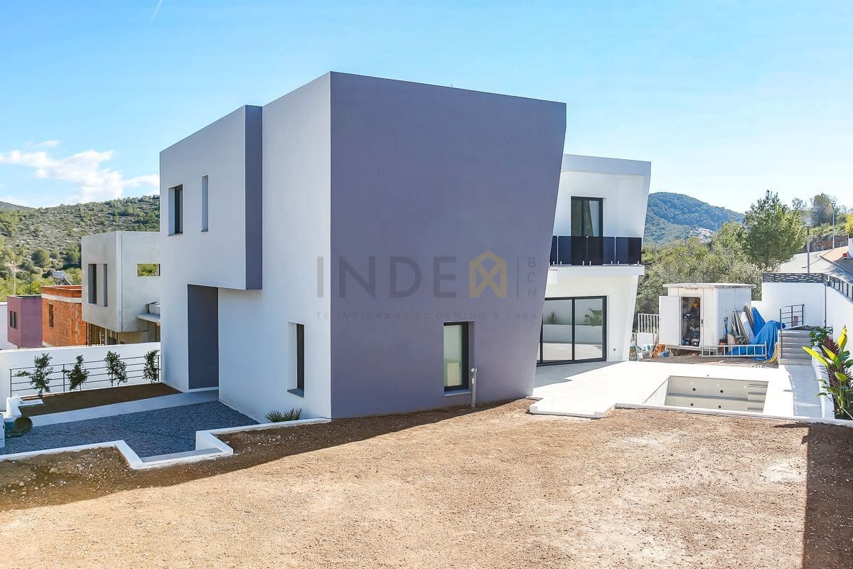 5 soveværelse Villa til salg i Sant Pere de Ribes med swimmingpool garage - € 1.100.000 (Ref: 7792546)