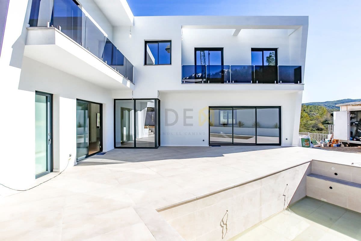 5 soveværelse Villa til salg i Sant Pere de Ribes med swimmingpool garage - € 1.100.000 (Ref: 7792546)
