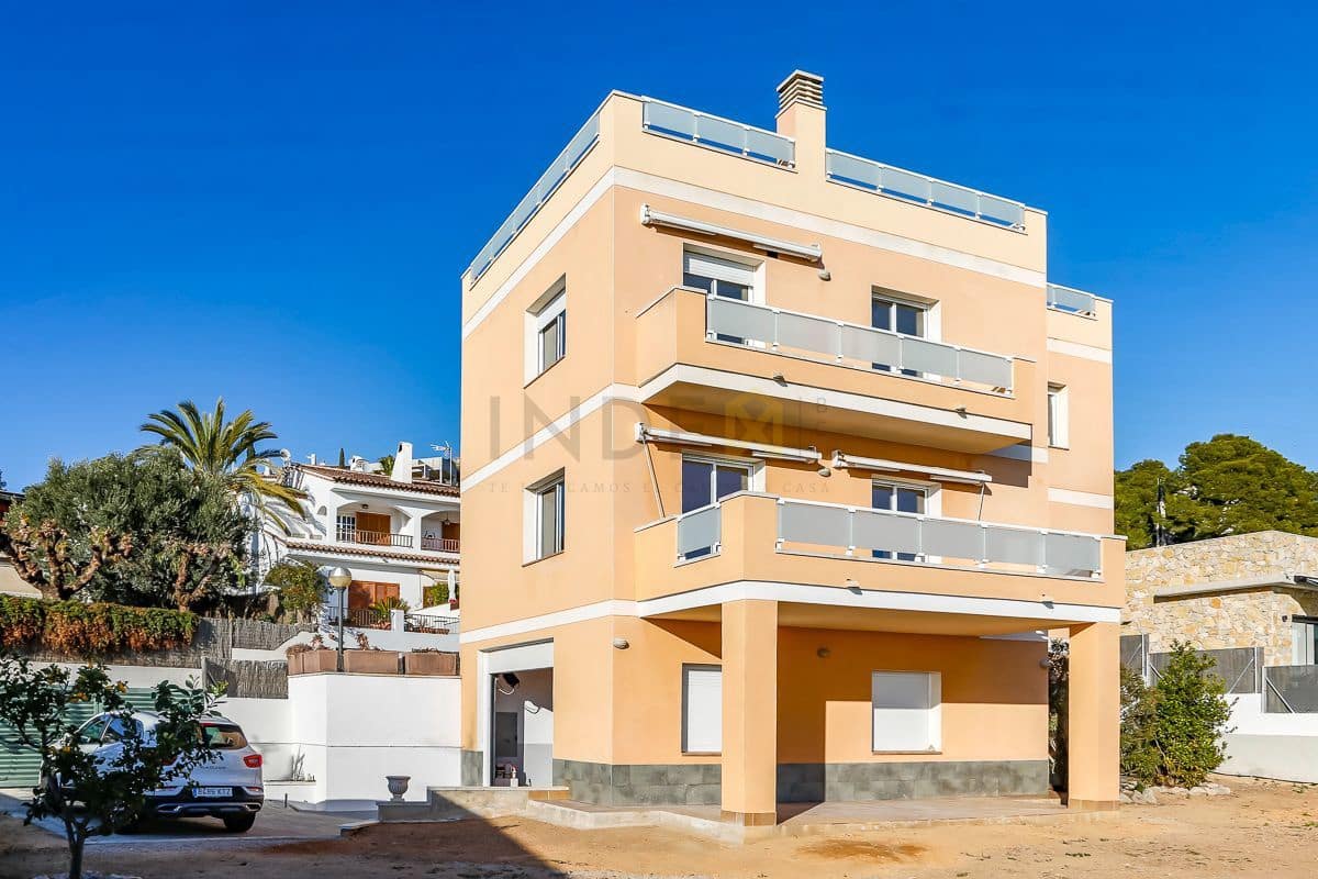 4 soverom Villa til salgs i Sitges med garasje - € 1 295 000 (Ref: 8053617)