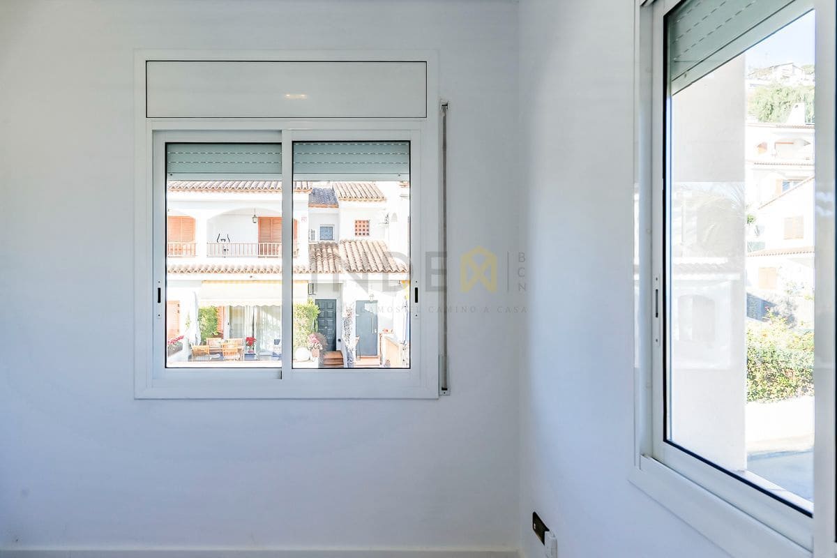 4 soverom Villa til salgs i Sitges med garasje - € 1 295 000 (Ref: 8053617)