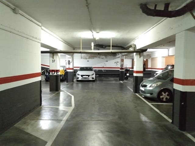 Garage til salg i Vilanova i la Geltrú - € 13.000 (Ref: 8061005)