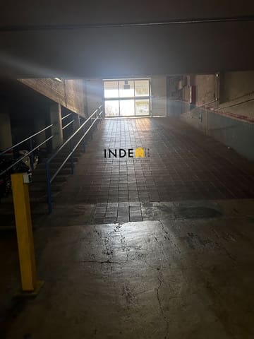 Garage til salg i Vilanova i la Geltrú - € 13.000 (Ref: 8061005)