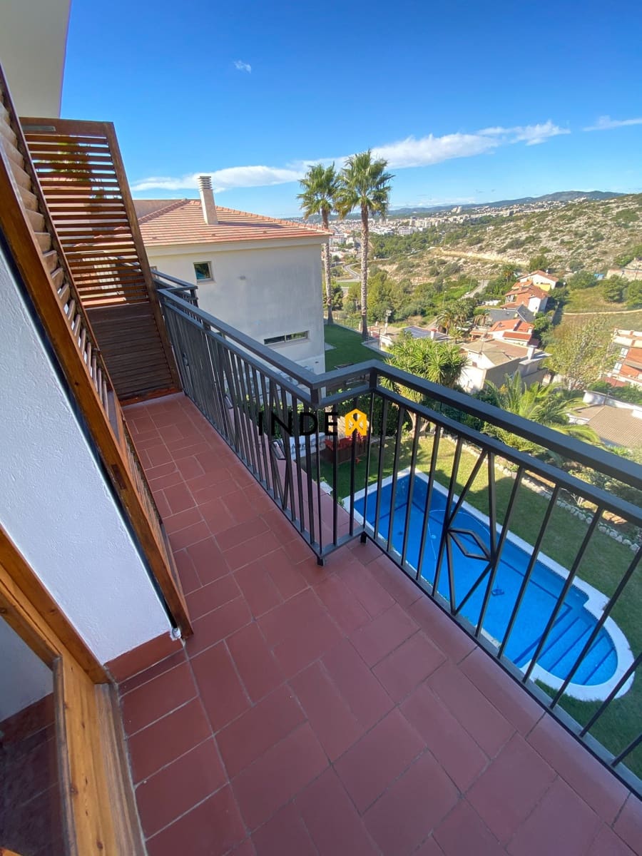 4 soveværelse Villa til salg i Sitges med swimmingpool garage - € 1.100.000 (Ref: 8096338)