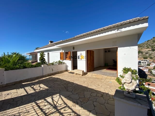 4 soveværelse Villa til salg i Sitges med swimmingpool garage - € 1.100.000 (Ref: 8096338)