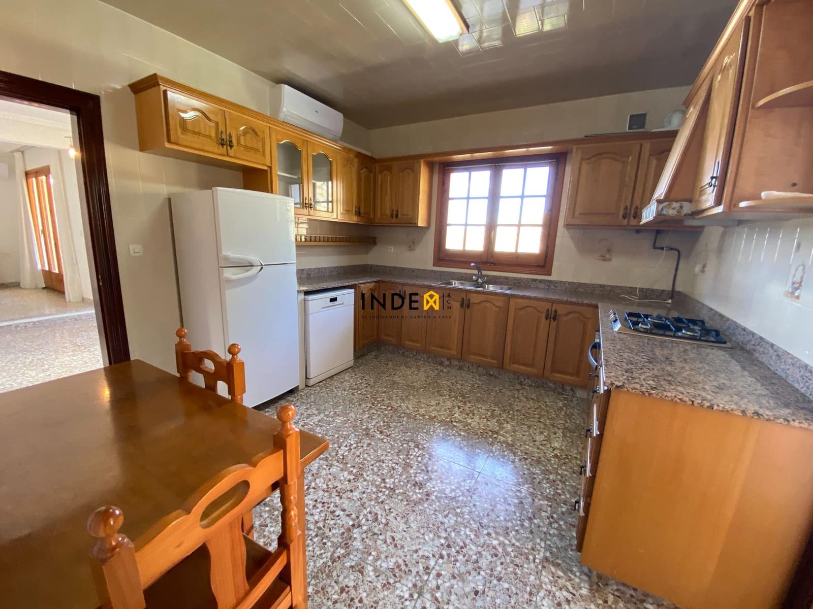 4 soveværelse Villa til salg i Sitges med swimmingpool garage - € 1.100.000 (Ref: 8096338)