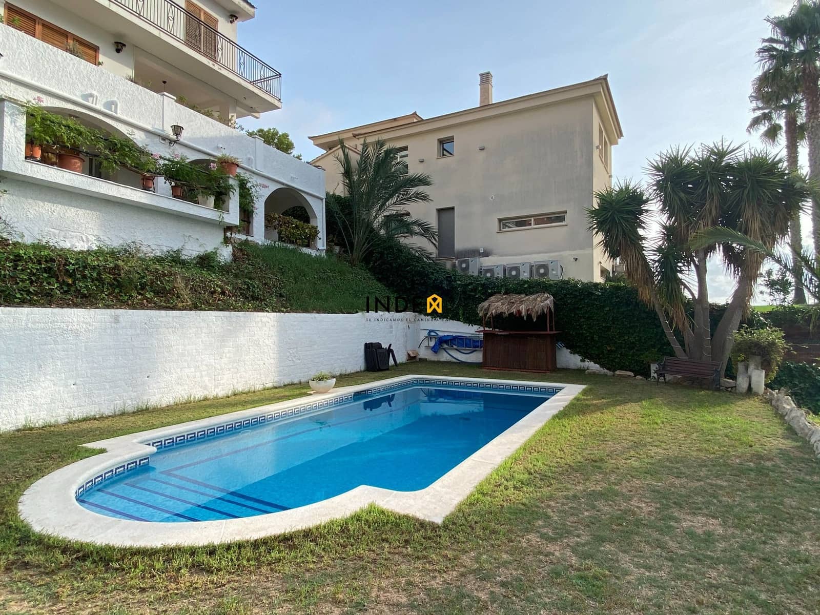4 soveværelse Villa til salg i Sitges med swimmingpool garage - € 1.100.000 (Ref: 8096338)