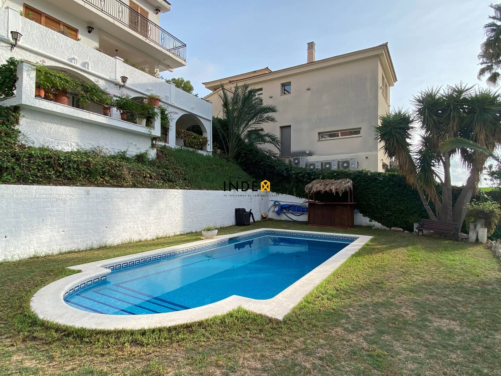 4 soveværelse Villa til salg i Sitges med swimmingpool garage - € 1.100.000 (Ref: 8096338)