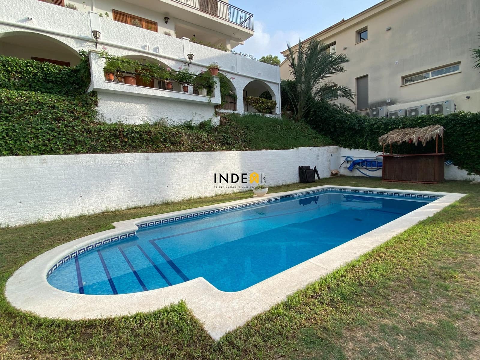 4 soveværelse Villa til salg i Sitges med swimmingpool garage - € 1.100.000 (Ref: 8096338)