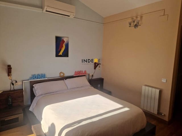 3 soverom Villa til salgs i Viladecans med garasje - € 408 000 (Ref: 8213333)