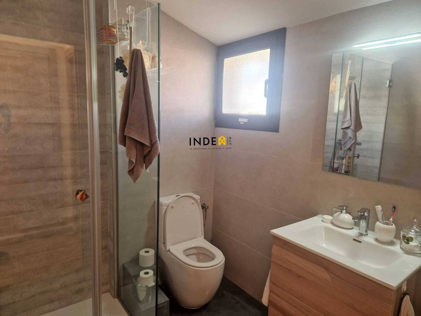 3 soveværelse Villa til salg i Viladecans med garage - € 408.000 (Ref: 8213333)