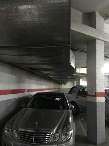 Garage til salg i Sant Just Desvern - € 16.000 (Ref: 8284080)