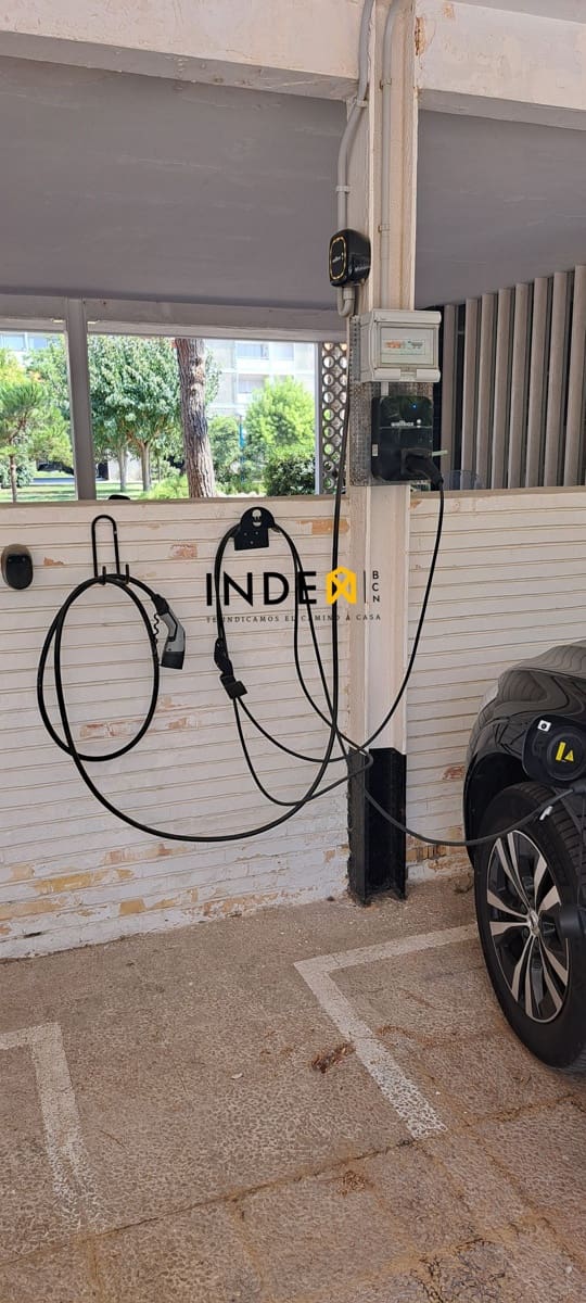 3 soveværelse Lejlighed til salg i Gava med swimmingpool garage - € 1.500.000 (Ref: 8488701)