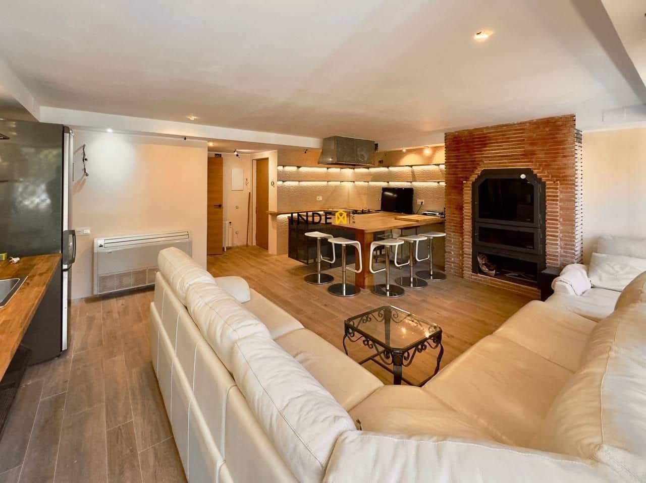 3 soveværelse Lejlighed til salg i Gava med swimmingpool garage - € 1.500.000 (Ref: 8488701)