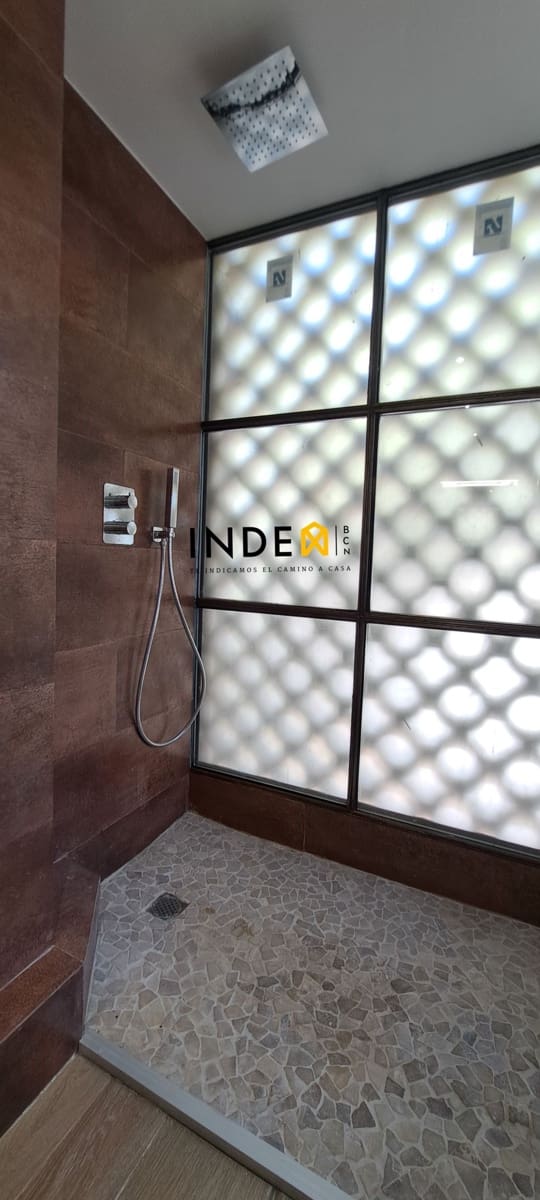 3 soveværelse Lejlighed til salg i Gava med swimmingpool garage - € 1.500.000 (Ref: 8488701)