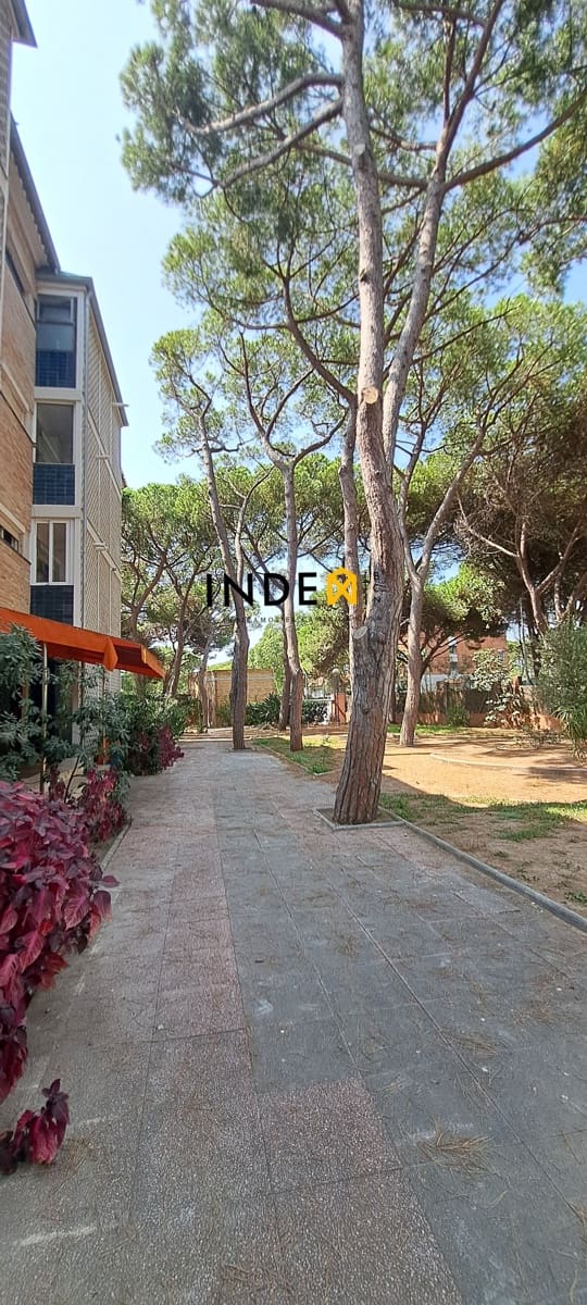 3 soveværelse Lejlighed til salg i Gava med swimmingpool garage - € 1.500.000 (Ref: 8488701)