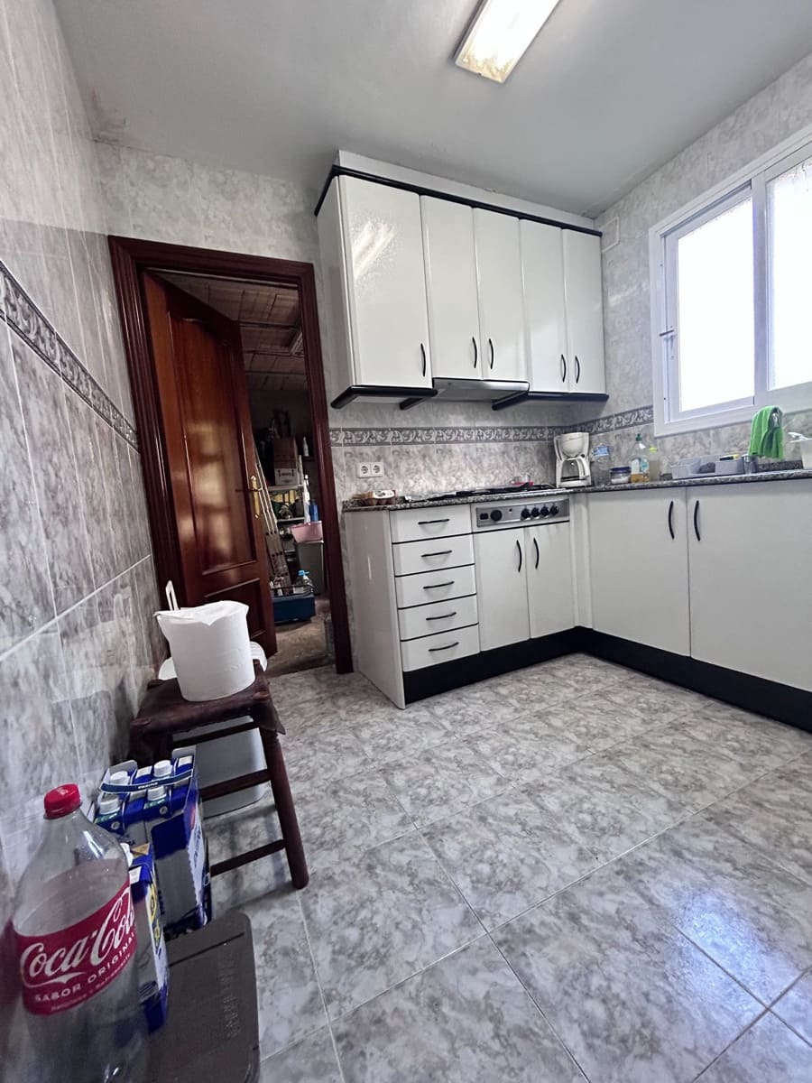 3 soveværelse Villa til salg i Sitges med garage - € 500.000 (Ref: 8550505)