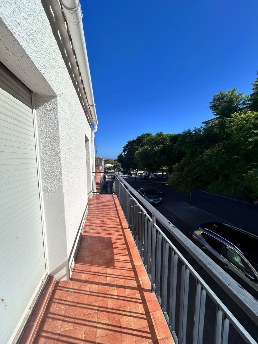 3 soveværelse Villa til salg i Sitges med garage - € 500.000 (Ref: 8550505)