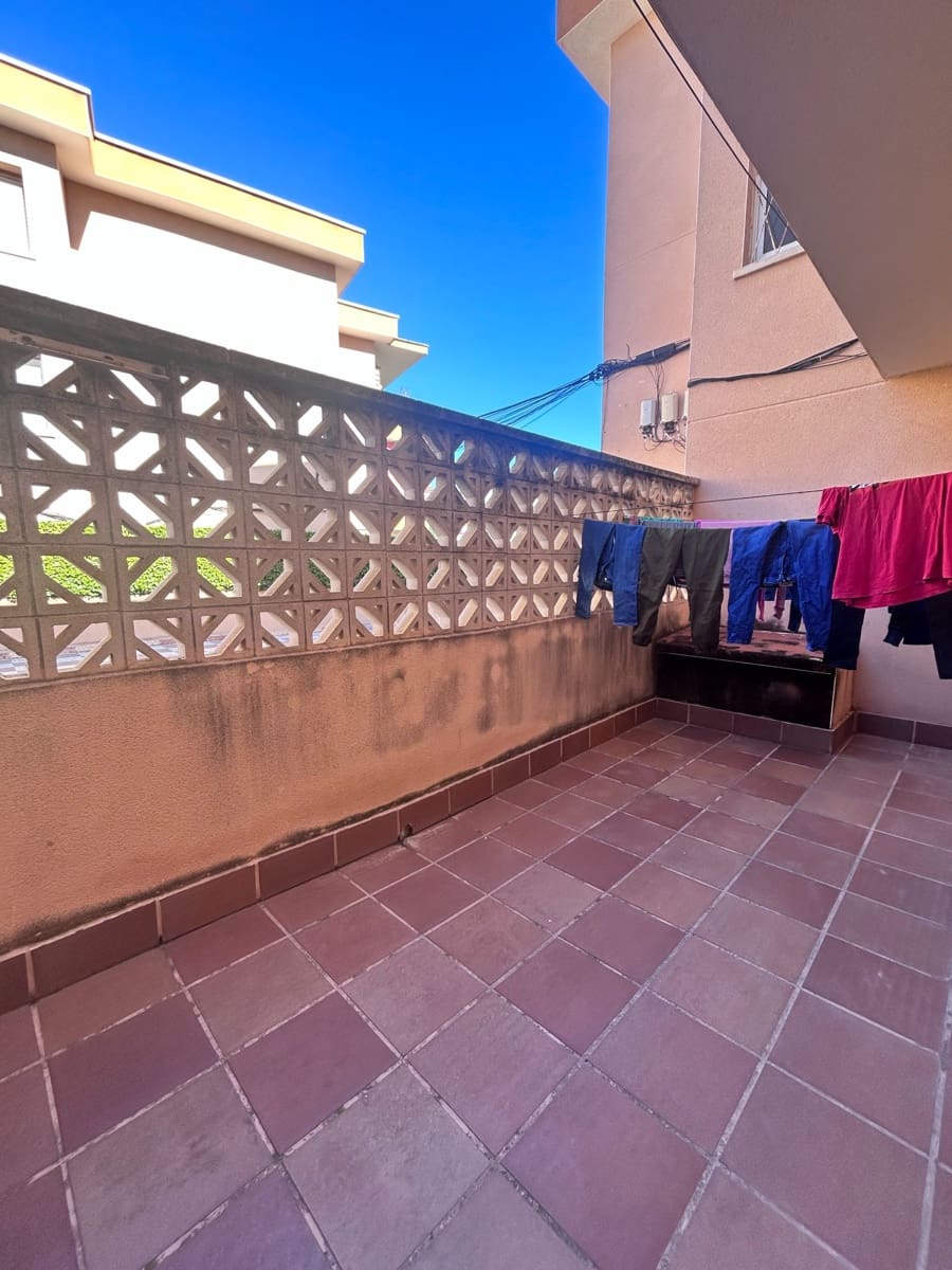 3 soveværelse Lejlighed til salg i Cubelles med garage - € 230.000 (Ref: 8572155)