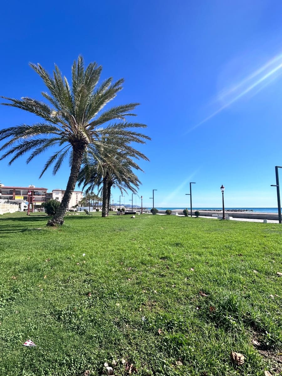 3 soveværelse Lejlighed til salg i Cubelles med garage - € 230.000 (Ref: 8572155)