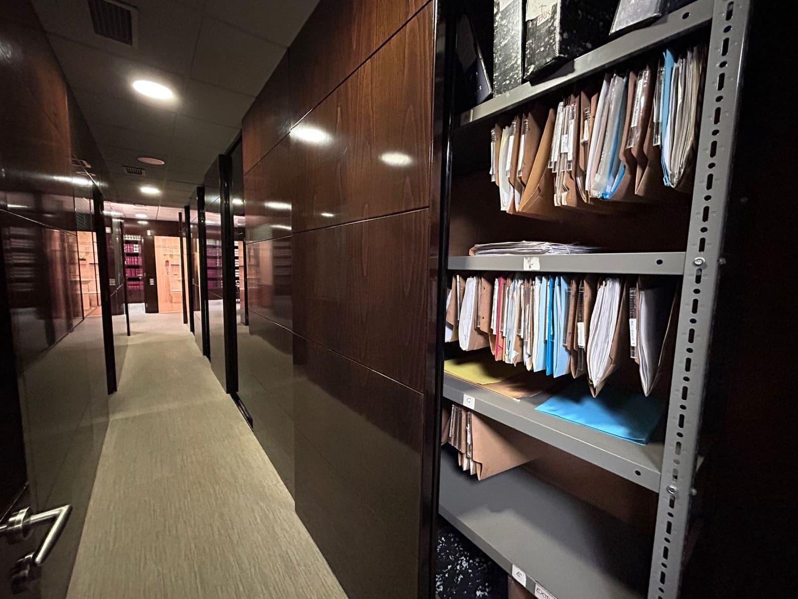 5 soveværelse Erhverv til salg i Barcelona by - € 245.000 (Ref: 8599231)