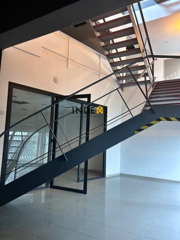 Commercieel te koop in Sant Just Desvern - € 1.900.000 (Ref: 8603366)