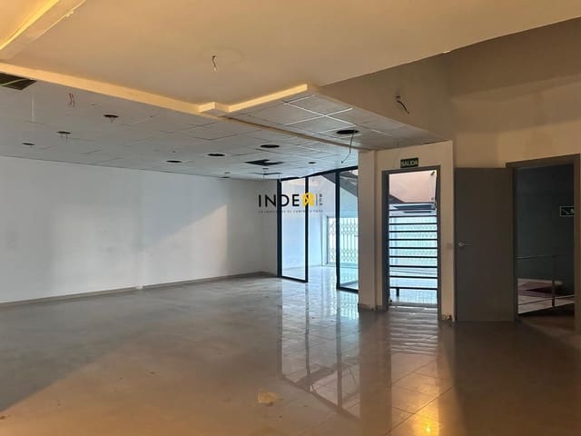 Commercieel te koop in Sant Just Desvern - € 1.900.000 (Ref: 8603366)