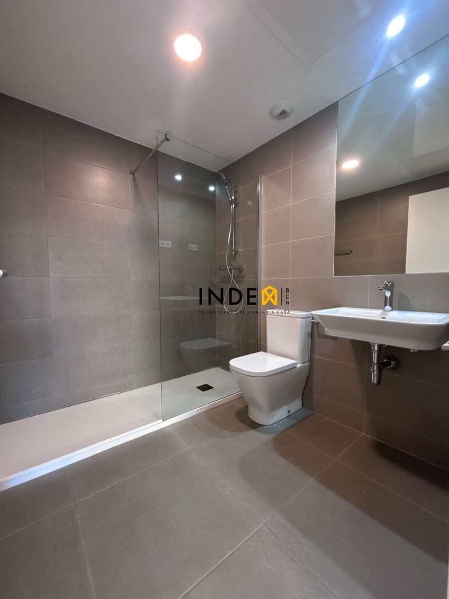 2 slaapkamer Flat te huur in Sitges met zwembad garage - € 2.300 (Ref: 8800709)