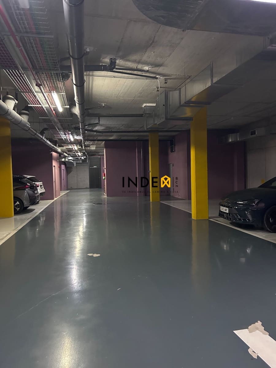 2 slaapkamer Flat te huur in Sitges met zwembad garage - € 2.300 (Ref: 8800709)