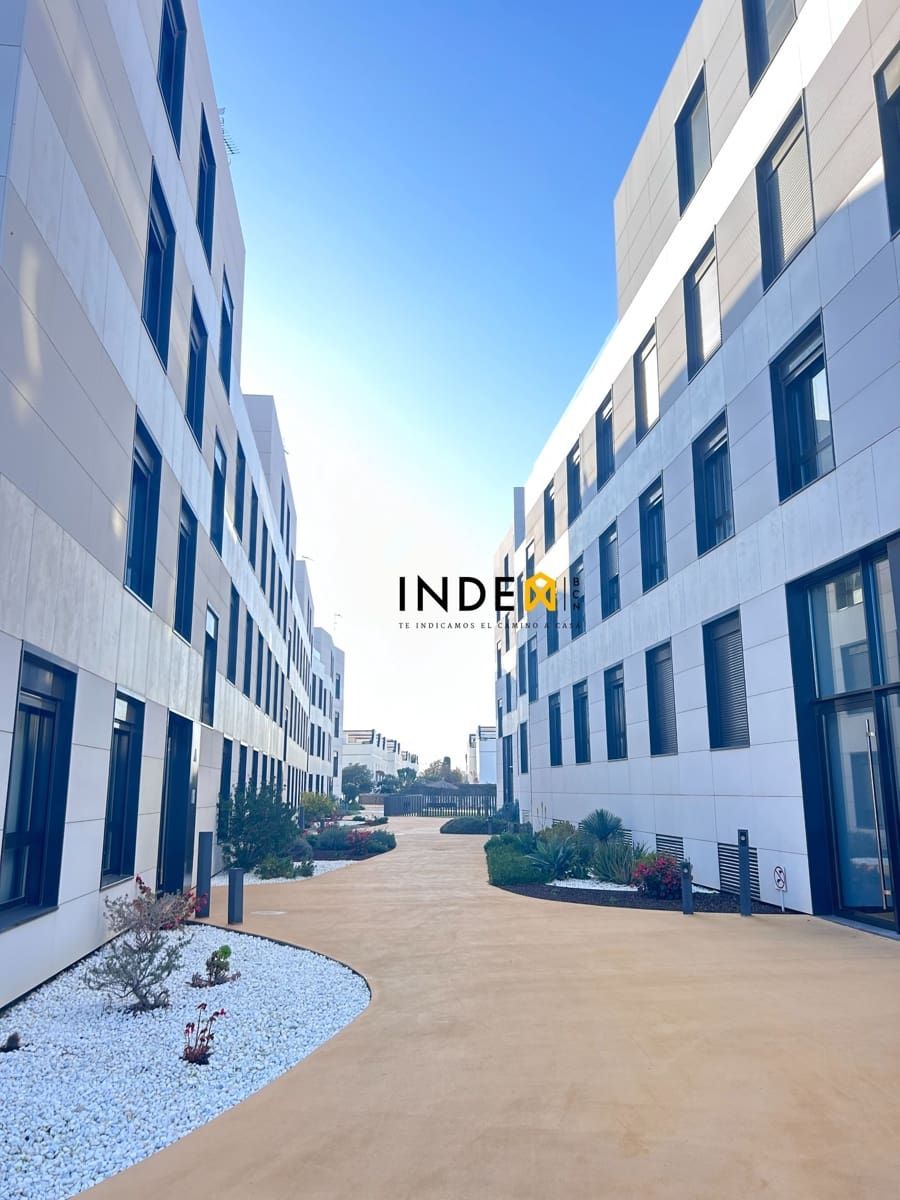 2 slaapkamer Flat te huur in Sitges met zwembad garage - € 2.300 (Ref: 8800709)