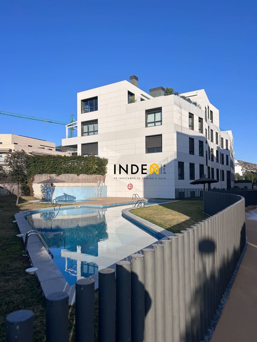 2 slaapkamer Flat te huur in Sitges met zwembad garage - € 2.300 (Ref: 8800709)