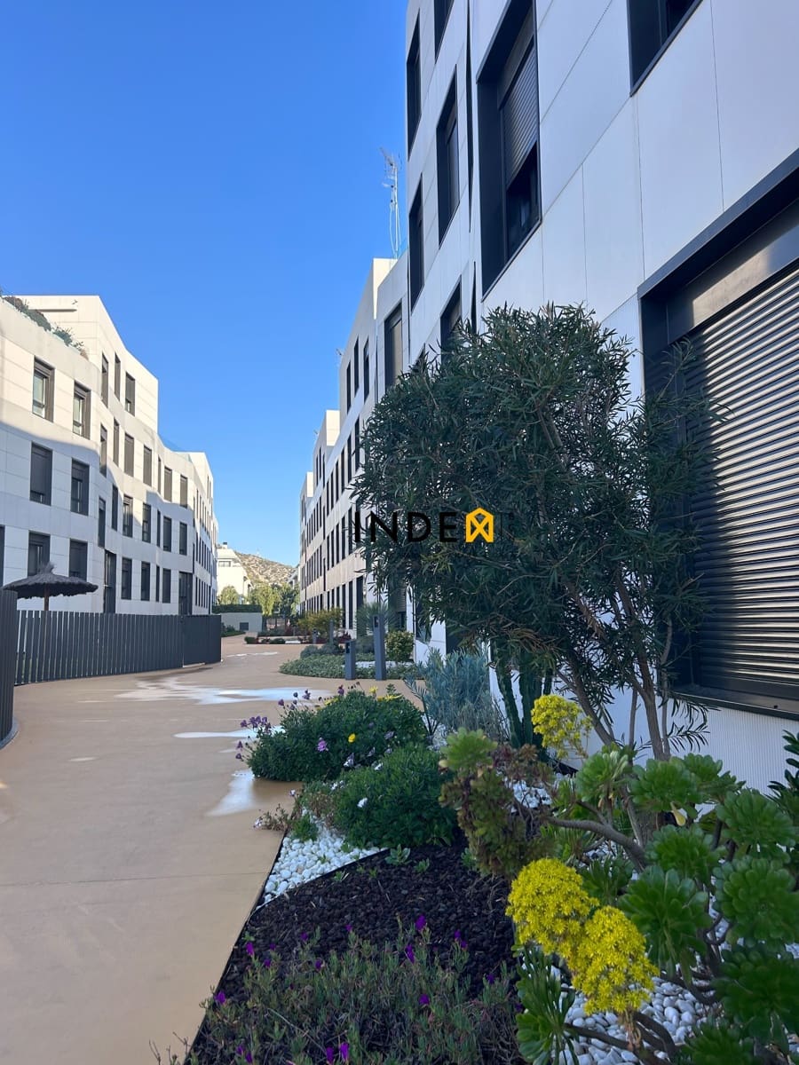 2 slaapkamer Flat te huur in Sitges met zwembad garage - € 2.300 (Ref: 8800709)