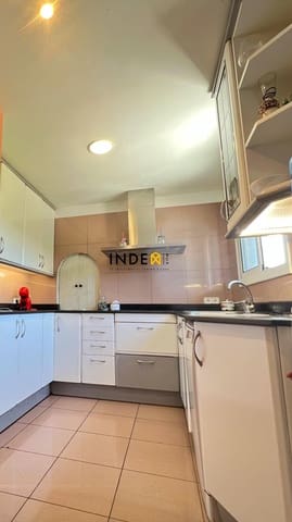 5 soverom Villa til salgs i Roda de Barà med svømmebasseng garasje - € 780 000 (Ref: 8884028)