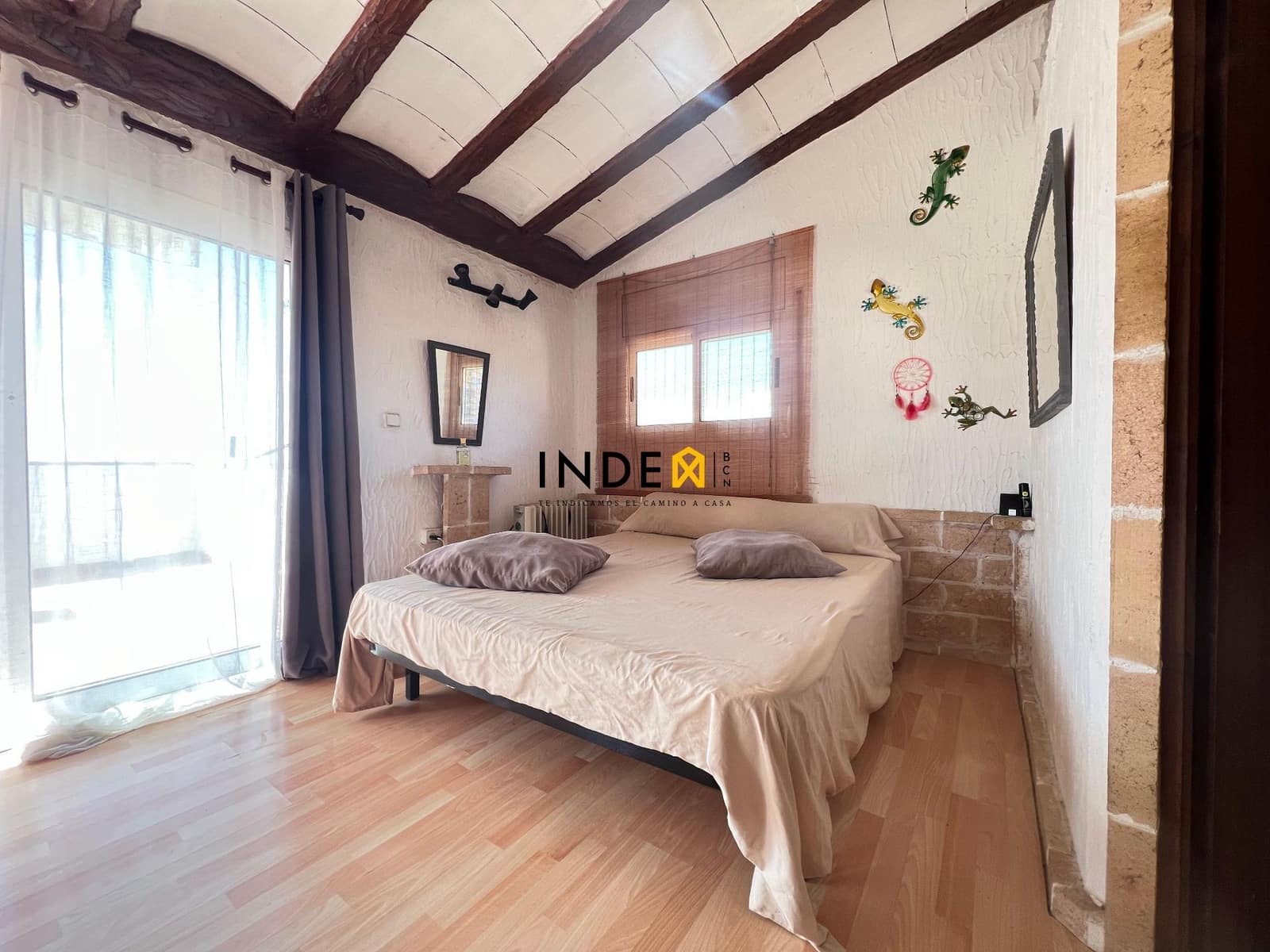 5 bedroom Villa for sale in Roda de Bara with pool garage - € 780,000 (Ref: 8884028)