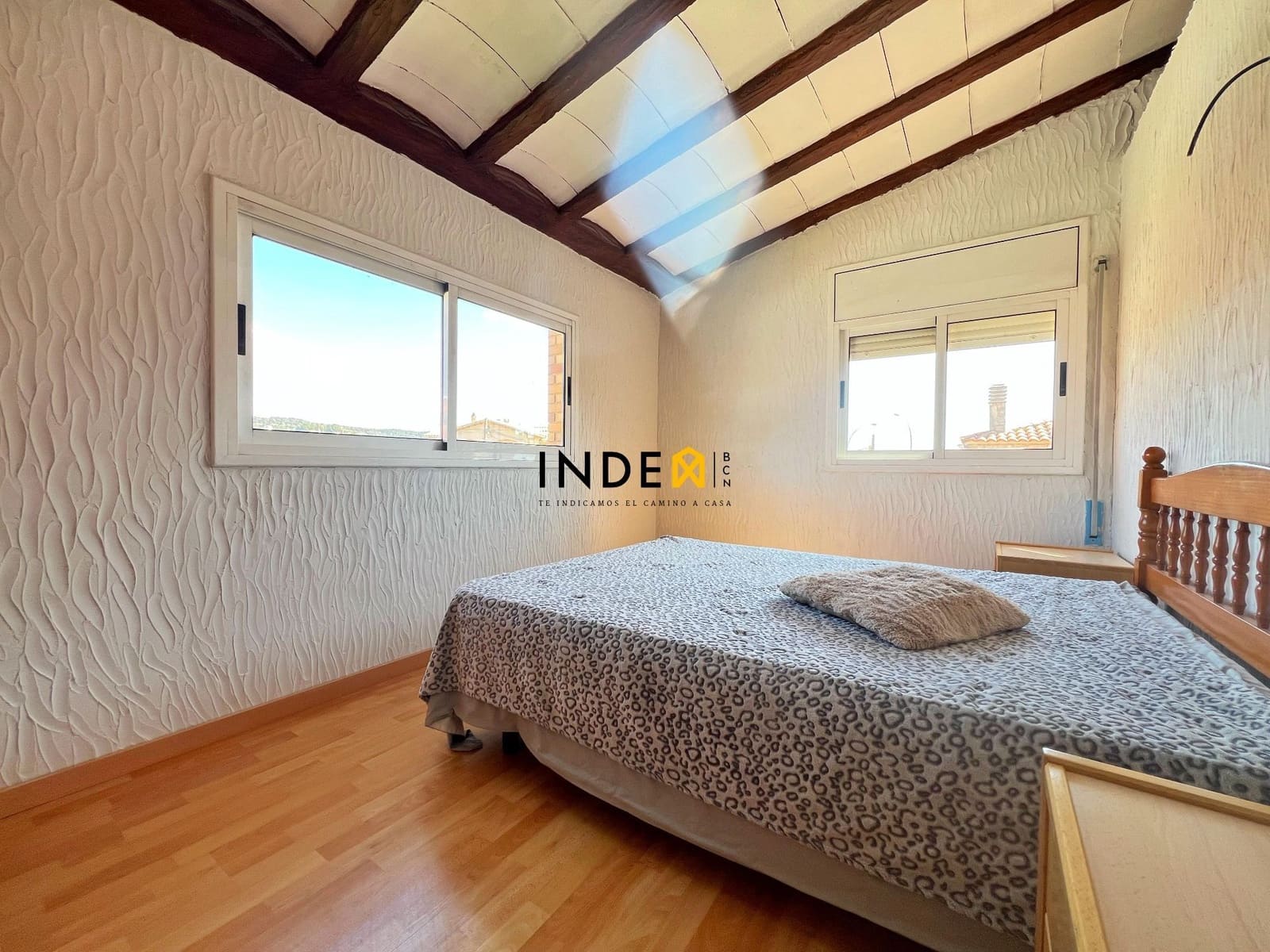 5 bedroom Villa for sale in Roda de Bara with pool garage - € 780,000 (Ref: 8884028)