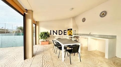 5 Zimmer Villa zu verkaufen in Llorenç del Penedès mit Pool Garage - 510.000 € (Ref: 8887542)